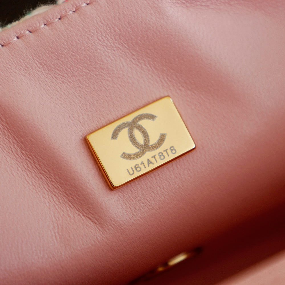 Classic Flap Tweed Chain Shoulder Bag 24