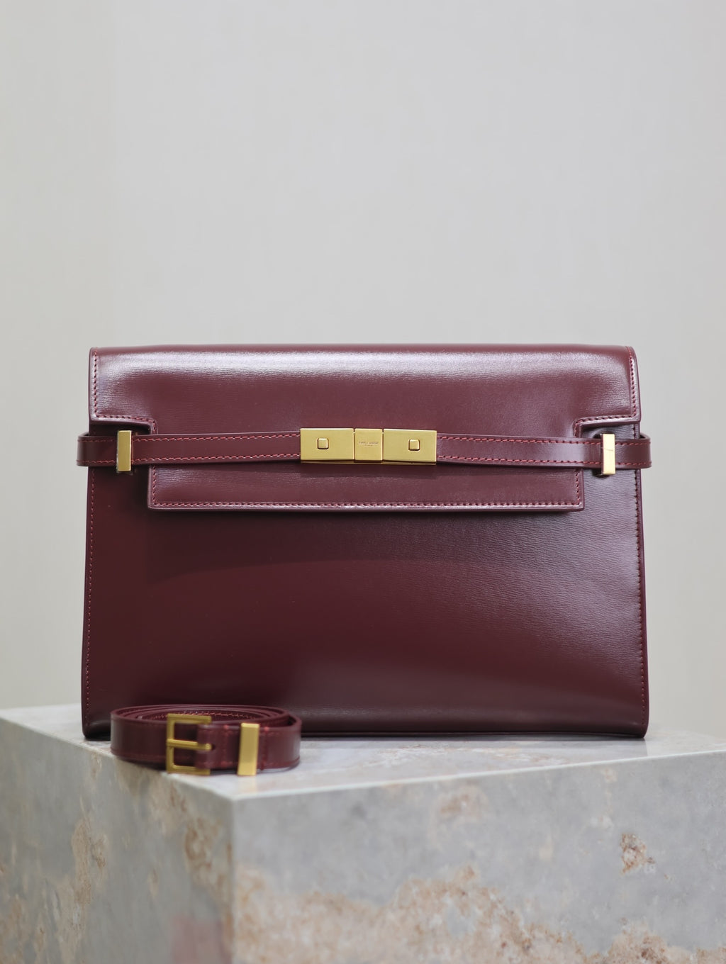 Crocodile-Embossed Leather Chain Bag