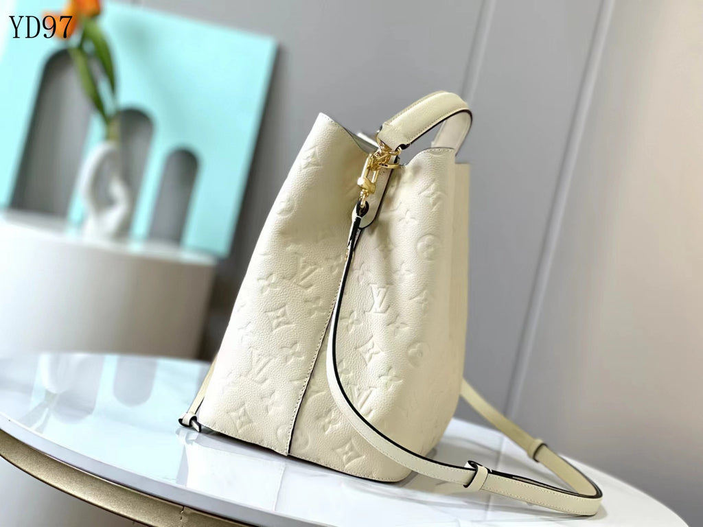 NéoNoé MM Bucket Bag