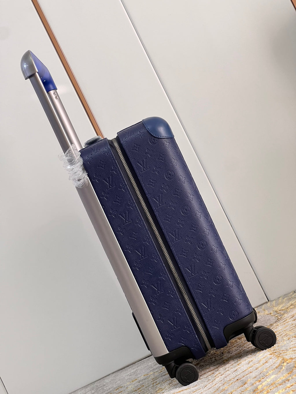 Horizon Style Cabin Suitcase