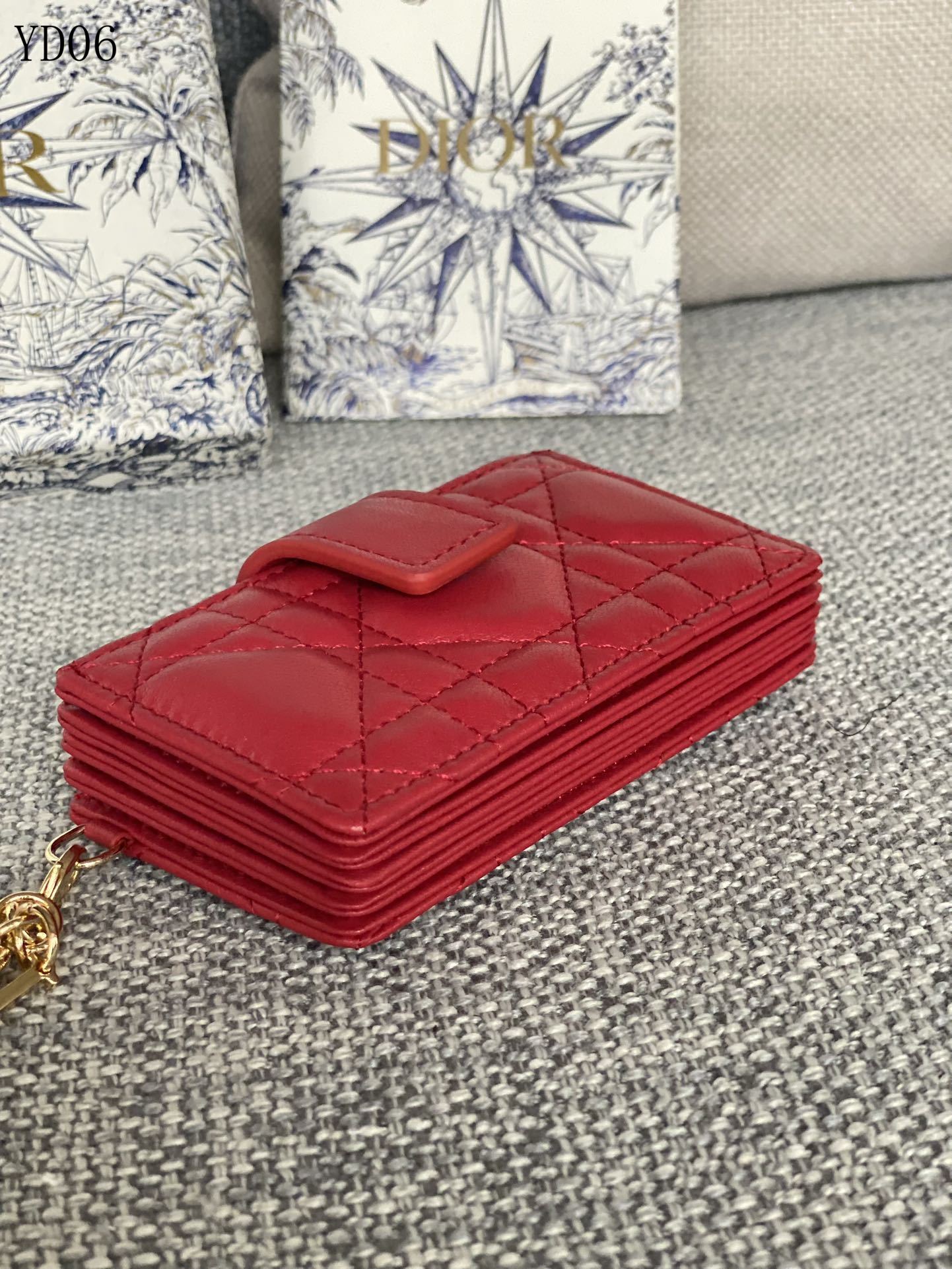 Quilted Leather Compact Wallet