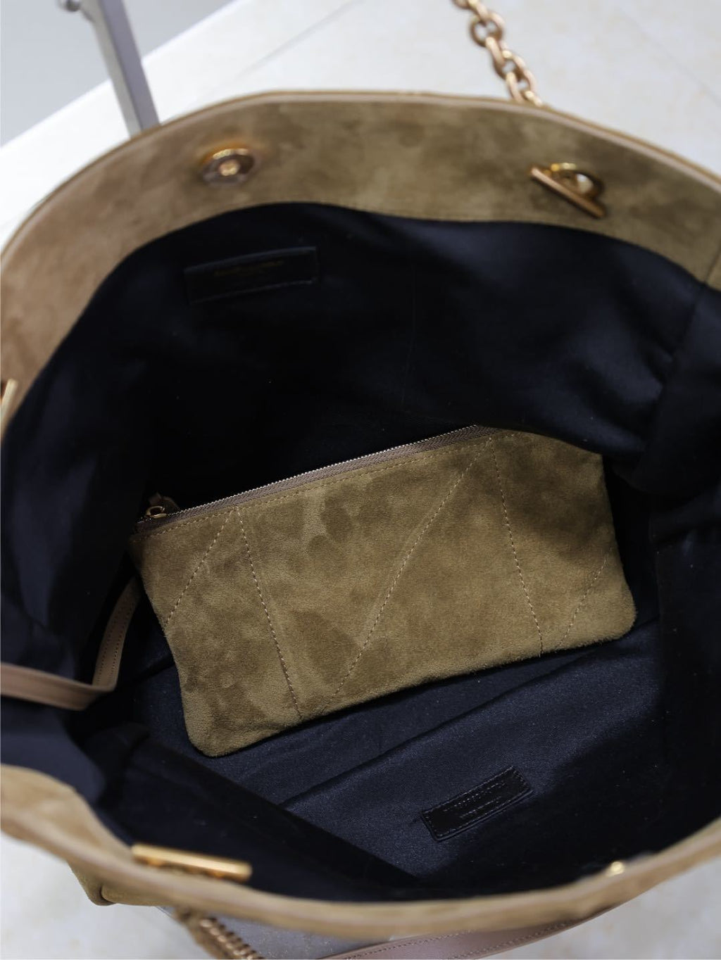 Niki Soft Chain Shoulder Bag