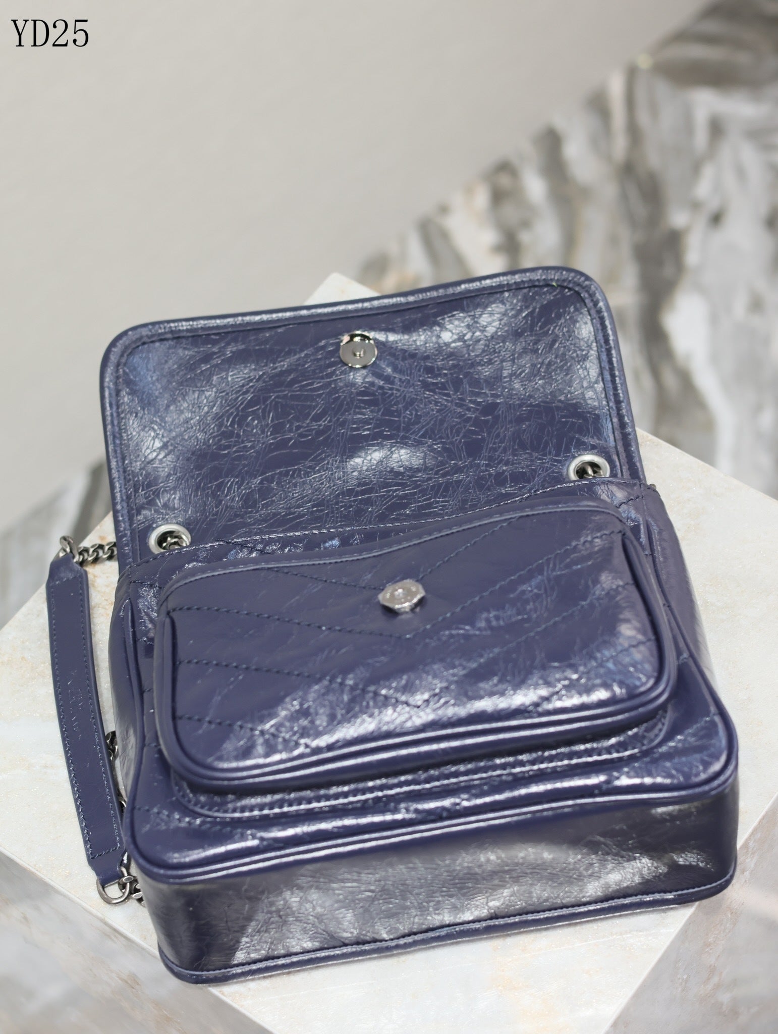 Niki Medium Patent Leather Shoulder Bag