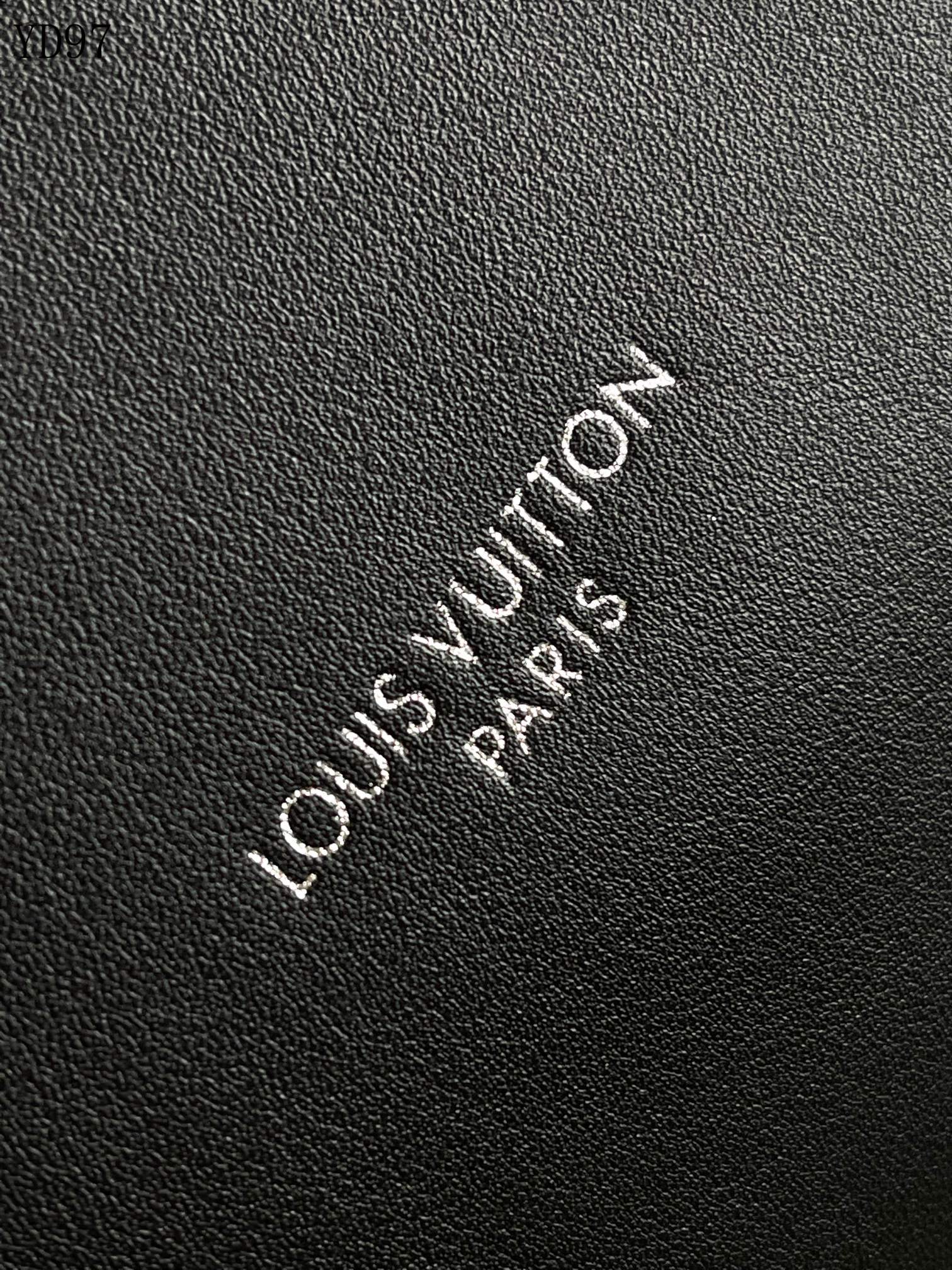 CarryAll Vibe Shoulder Bag