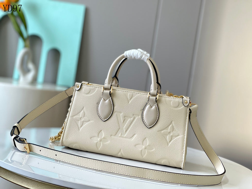 OnTheGo East West Bag