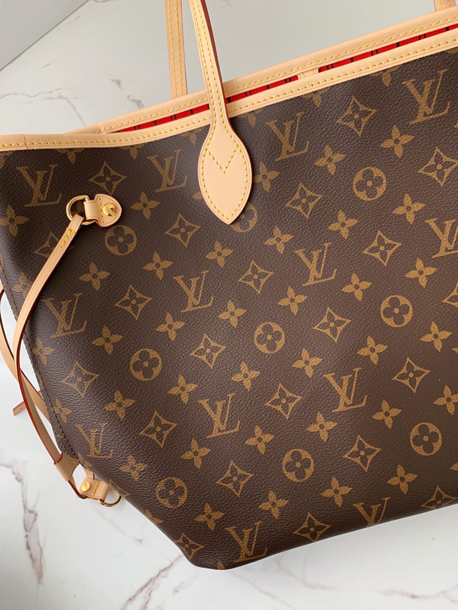 Neverfull MM – Classic Monogram Tote