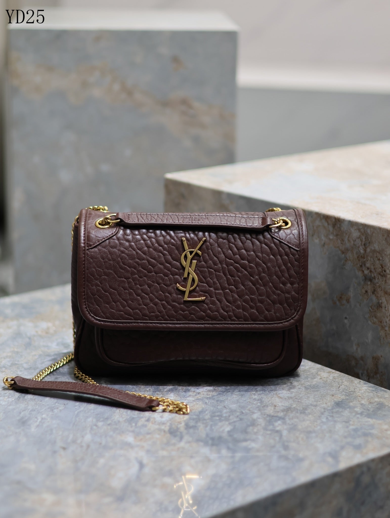 Niki Medium Grained Leather Bag