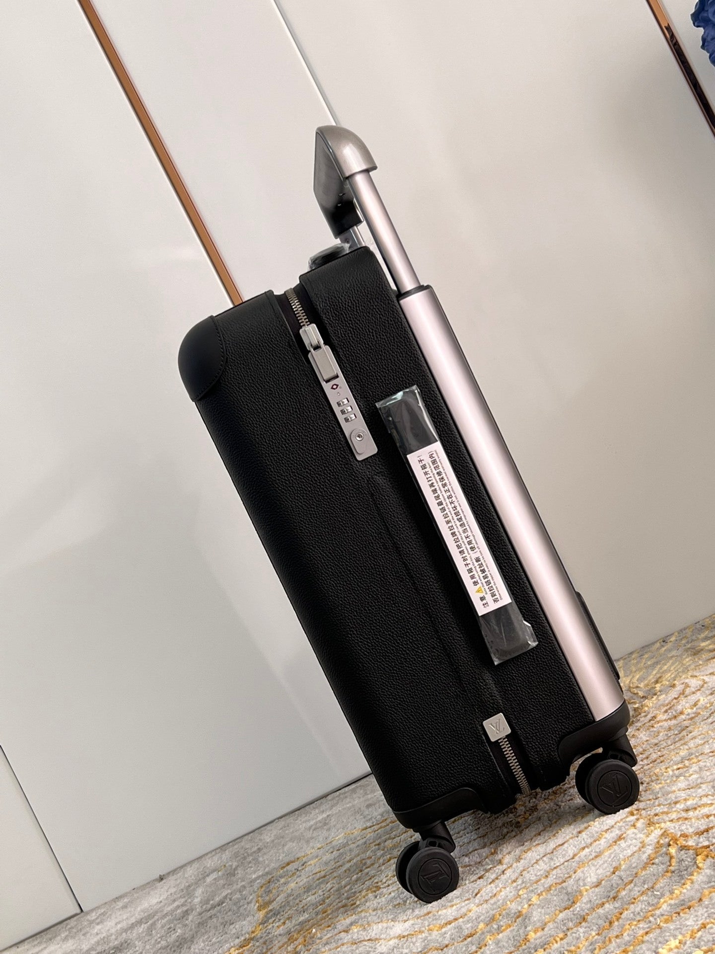 Horizon Style Cabin Suitcase