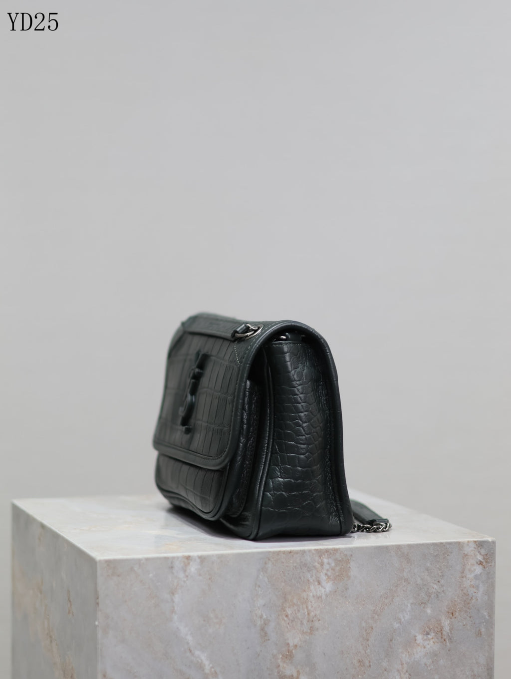 Niki Medium Patent Leather Shoulder Bag