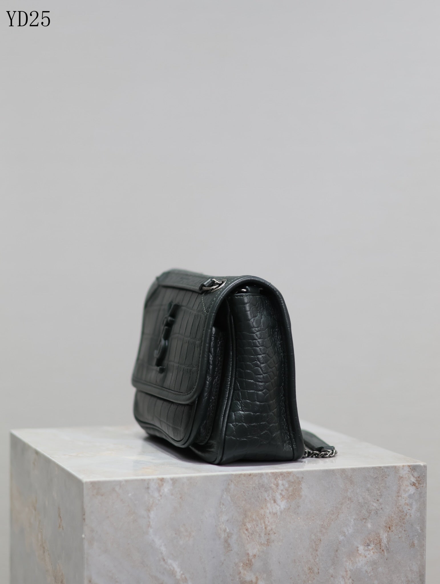 Niki Medium Patent Leather Shoulder Bag