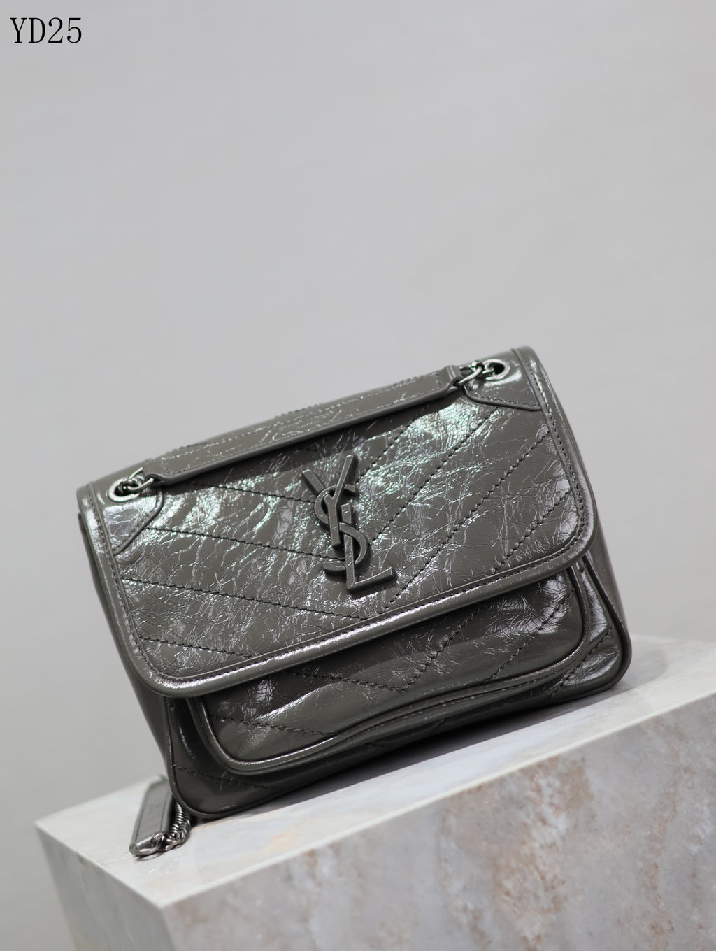 Niki Medium Patent Leather Shoulder Bag