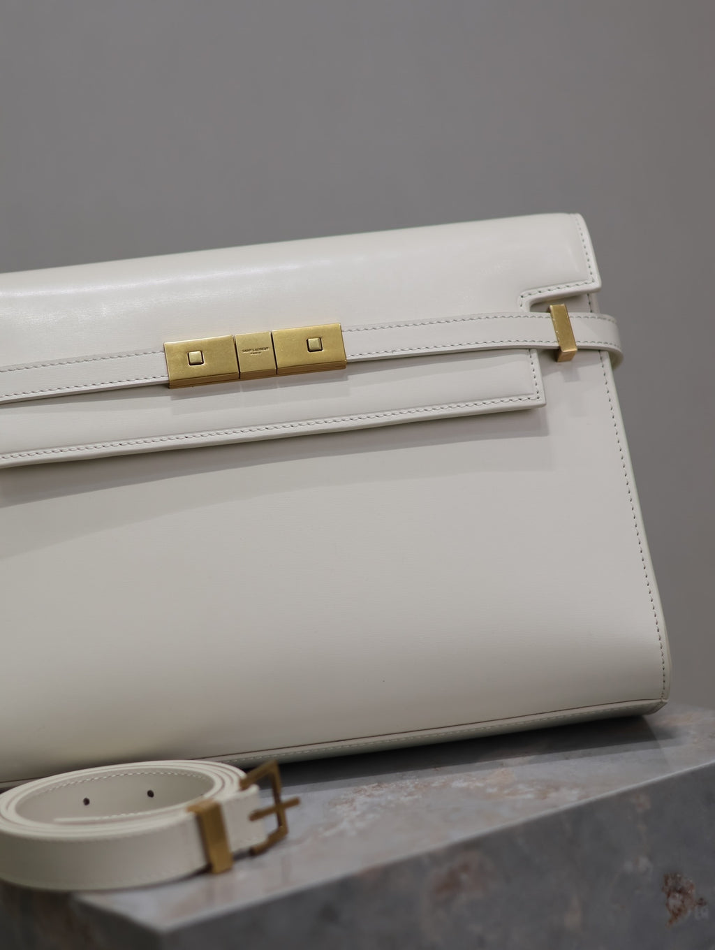 Crocodile-Embossed Leather Chain Bag