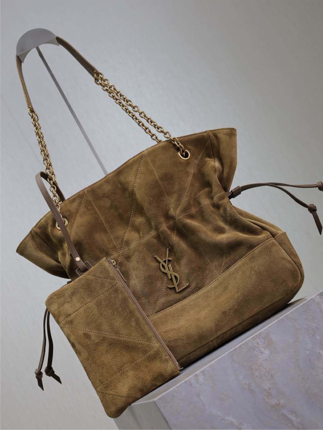 Niki Soft Chain Shoulder Bag