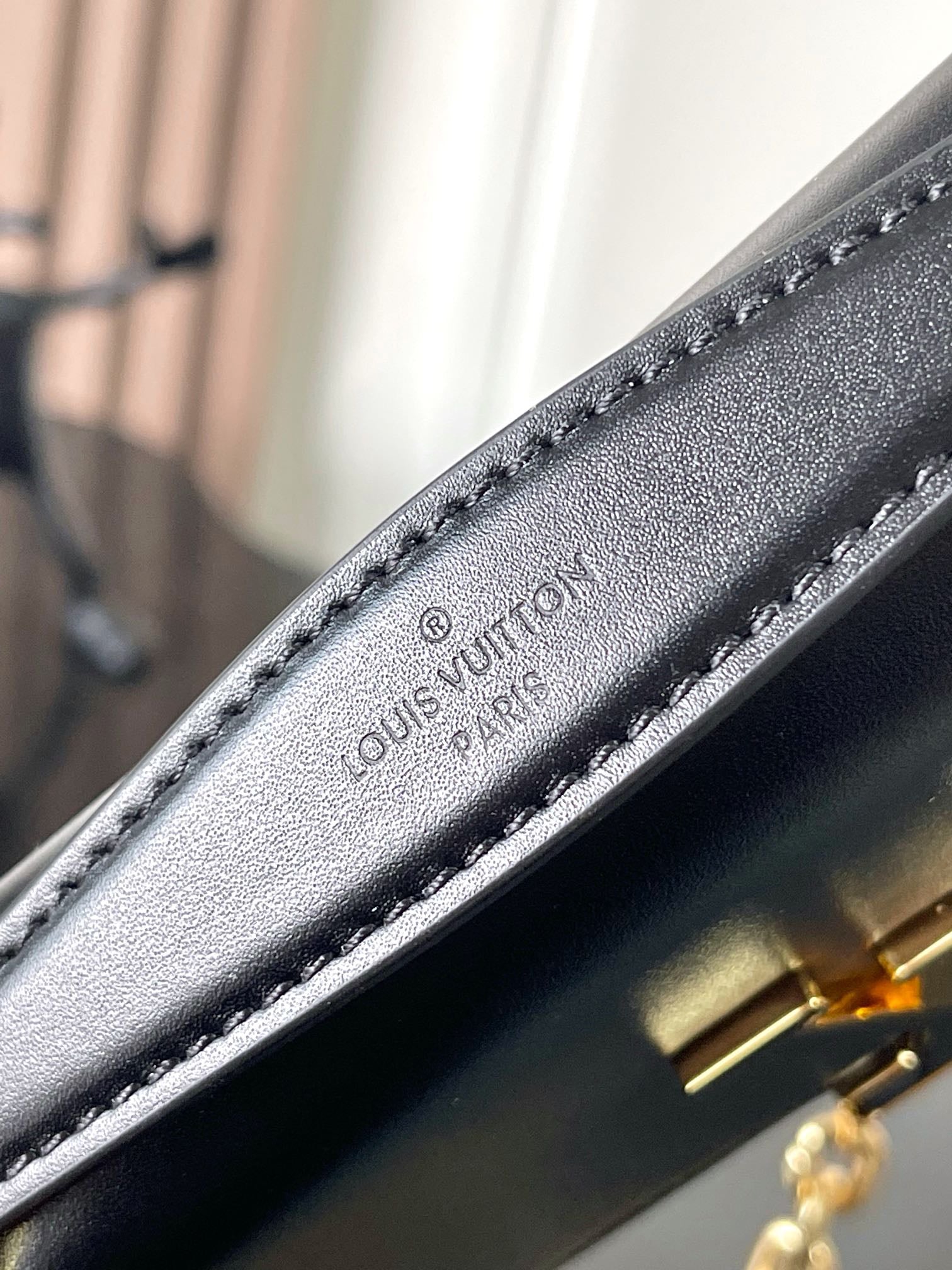 Capucines Wallet On Chain in Black Leather with Gold Chain