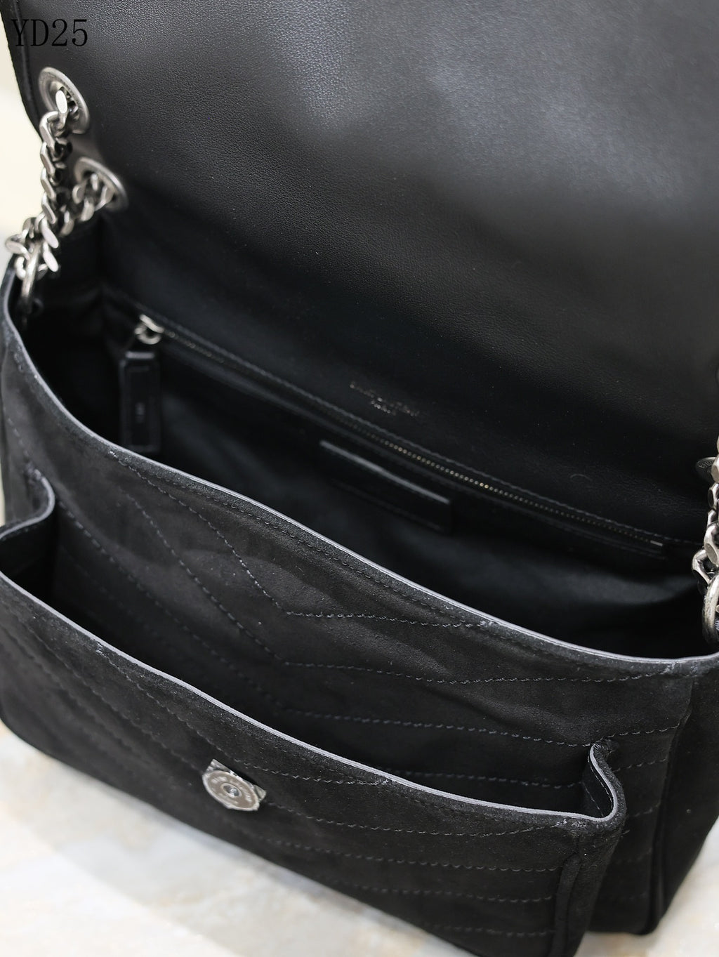 Niki Medium Shoulder Bag