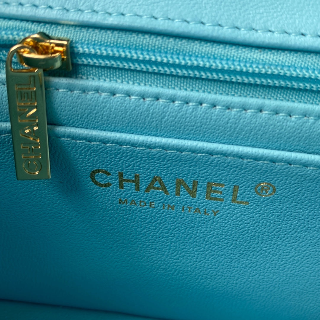 1.55 Classic Quilted Flap Bag