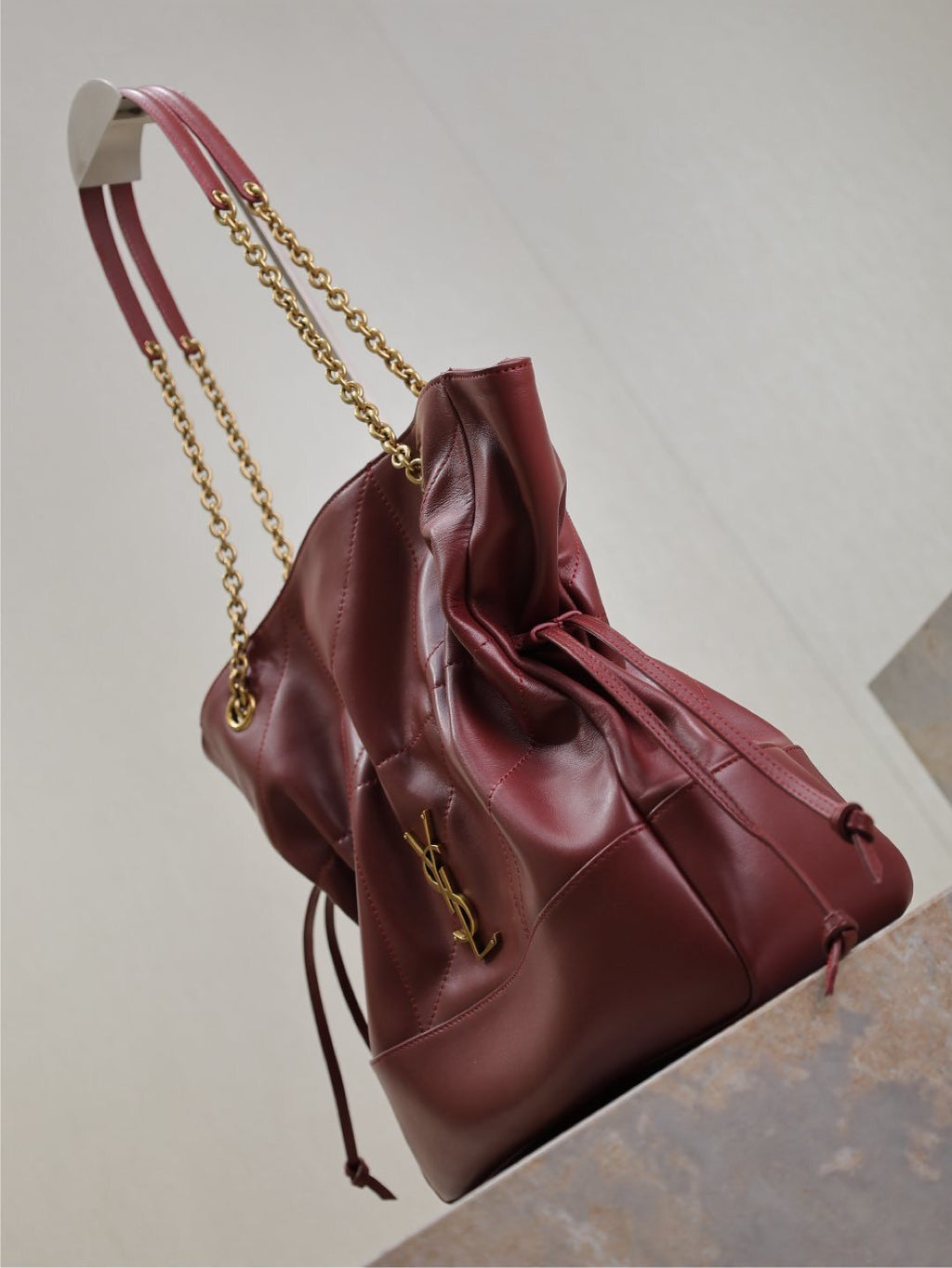 Niki Soft Chain Shoulder Bag