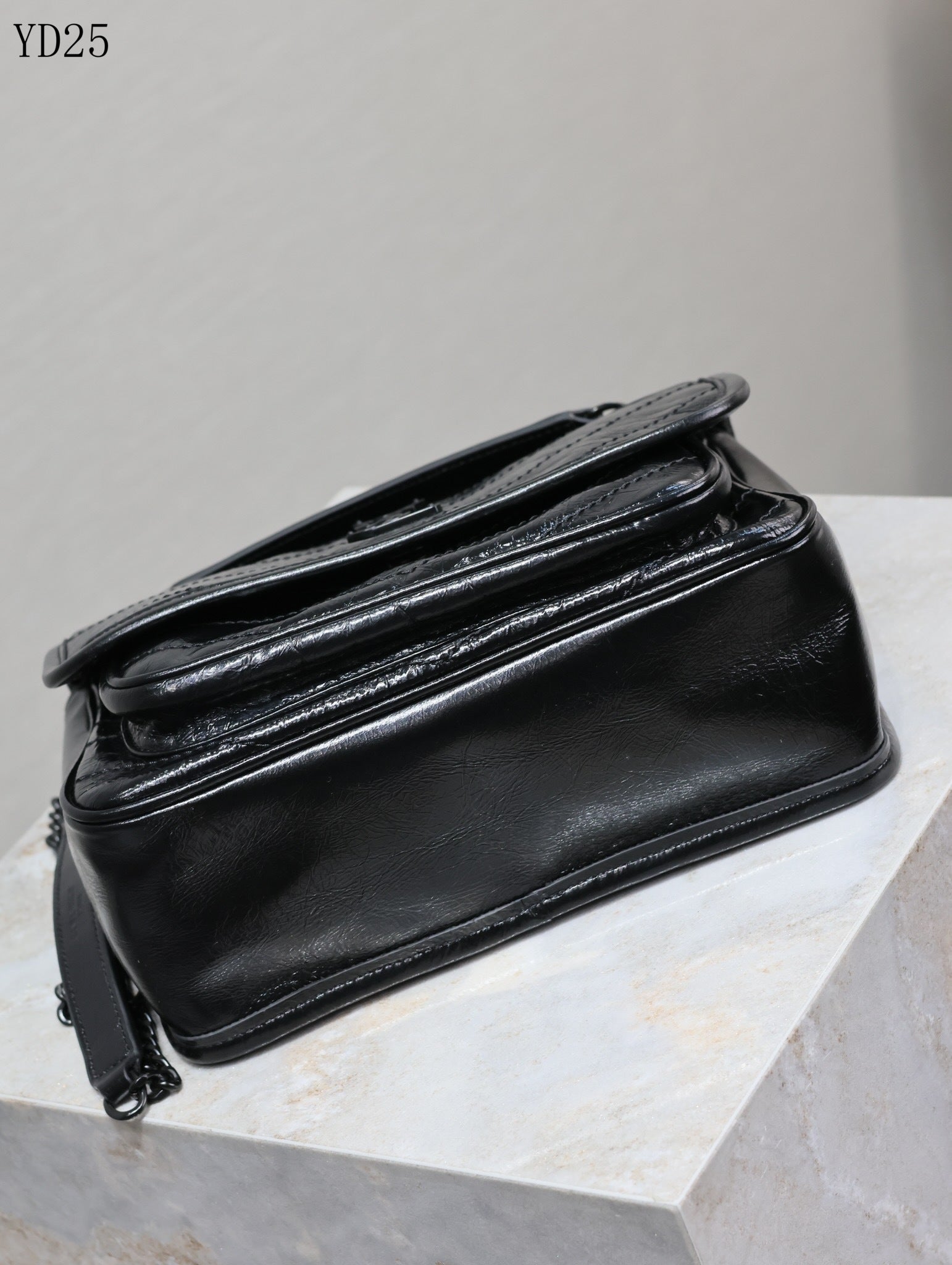 Niki Medium Patent Leather Shoulder Bag