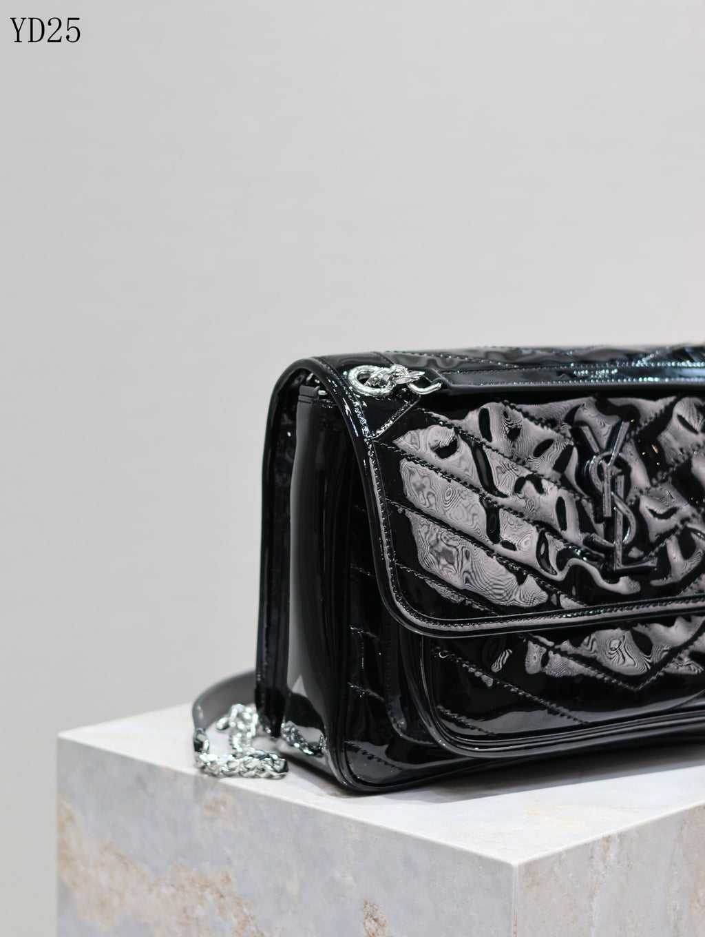 Niki Medium Patent Leather Shoulder Bag