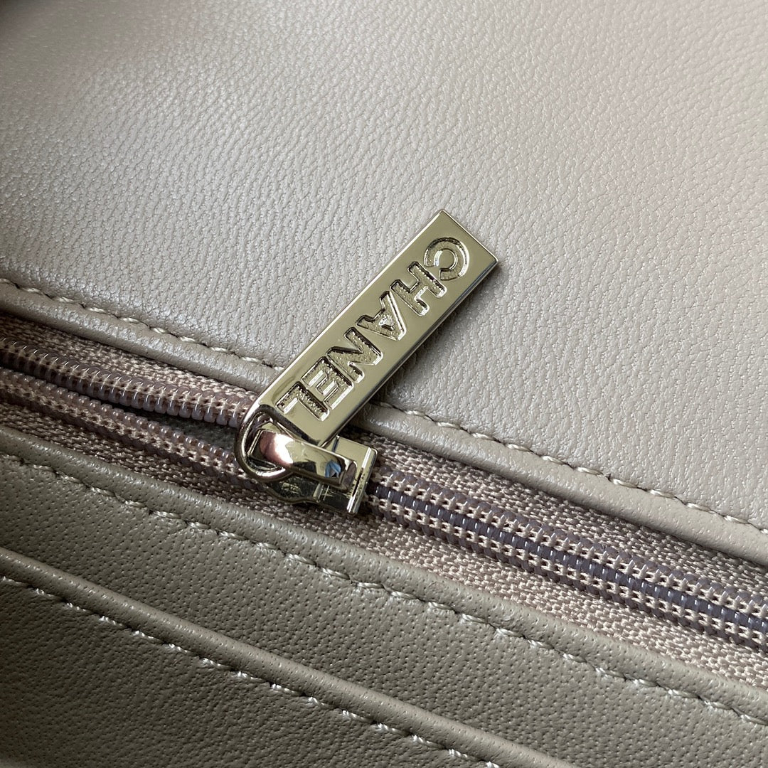 1.55 Classic Quilted Flap Bag