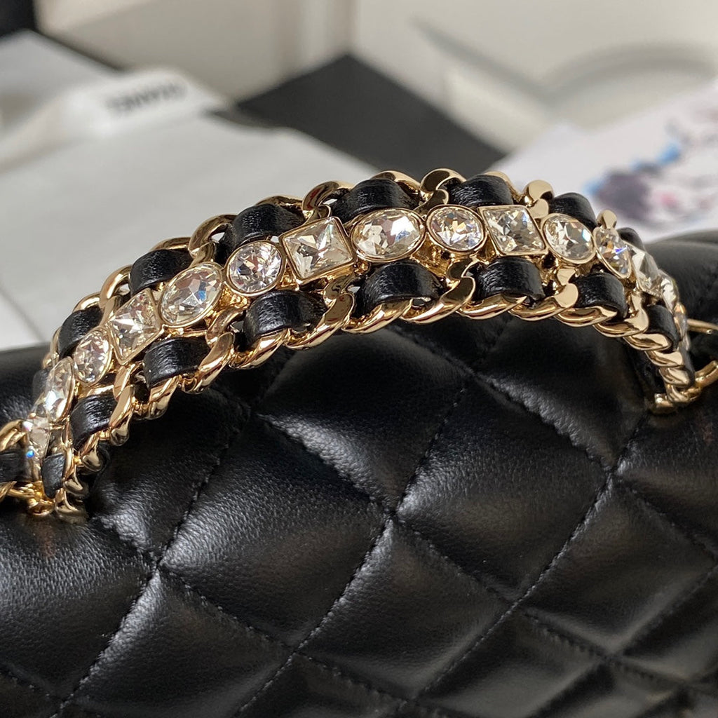 Diamond Top Handle Flap Bag 21 cm