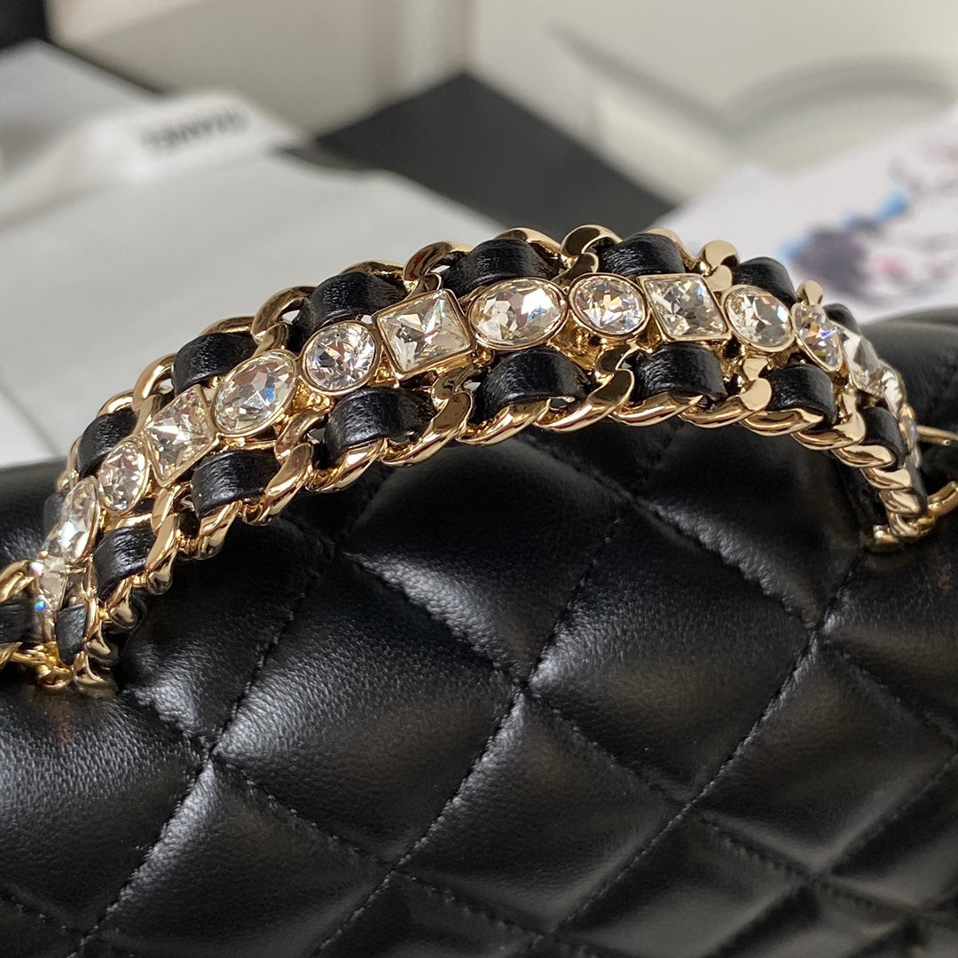 Diamond Top Handle Flap Bag 21 cm