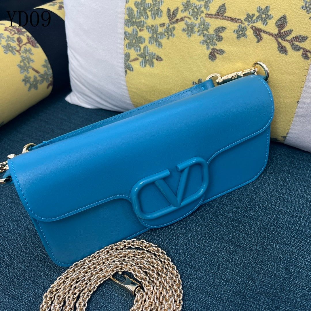Garavani VLogo Signature Bag