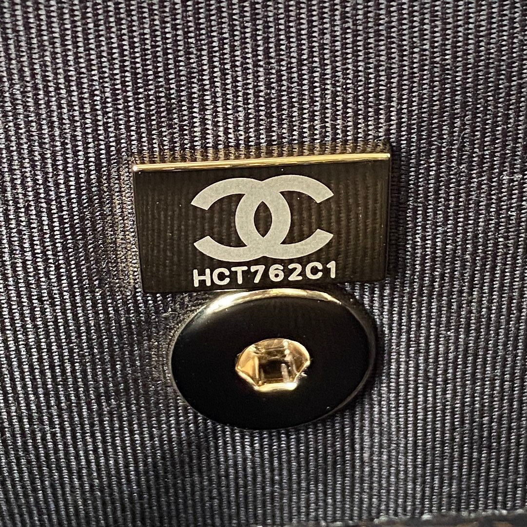 Classic Quilted Classic Flap Bag