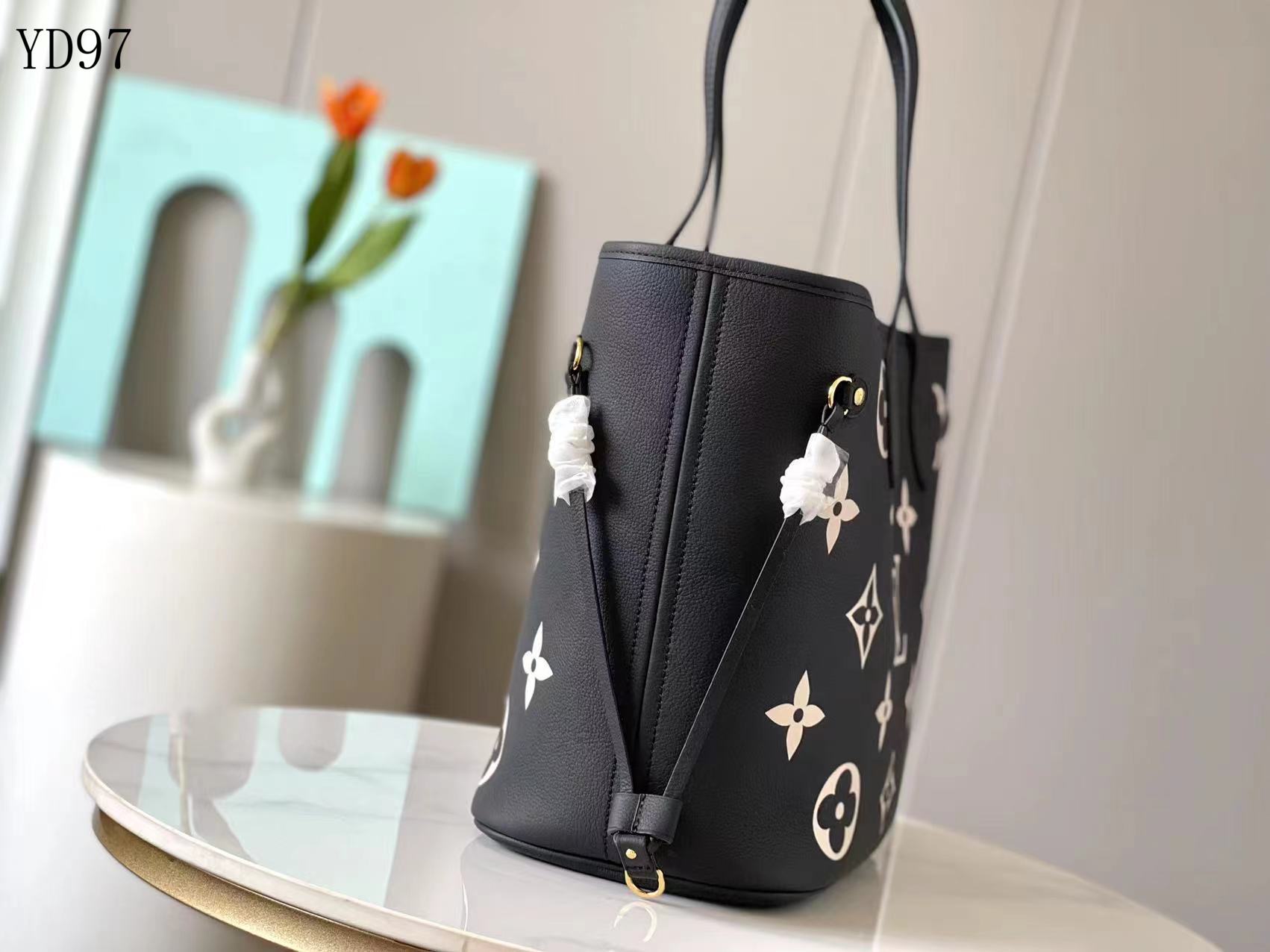 Monogram Neverfull Tote Bag