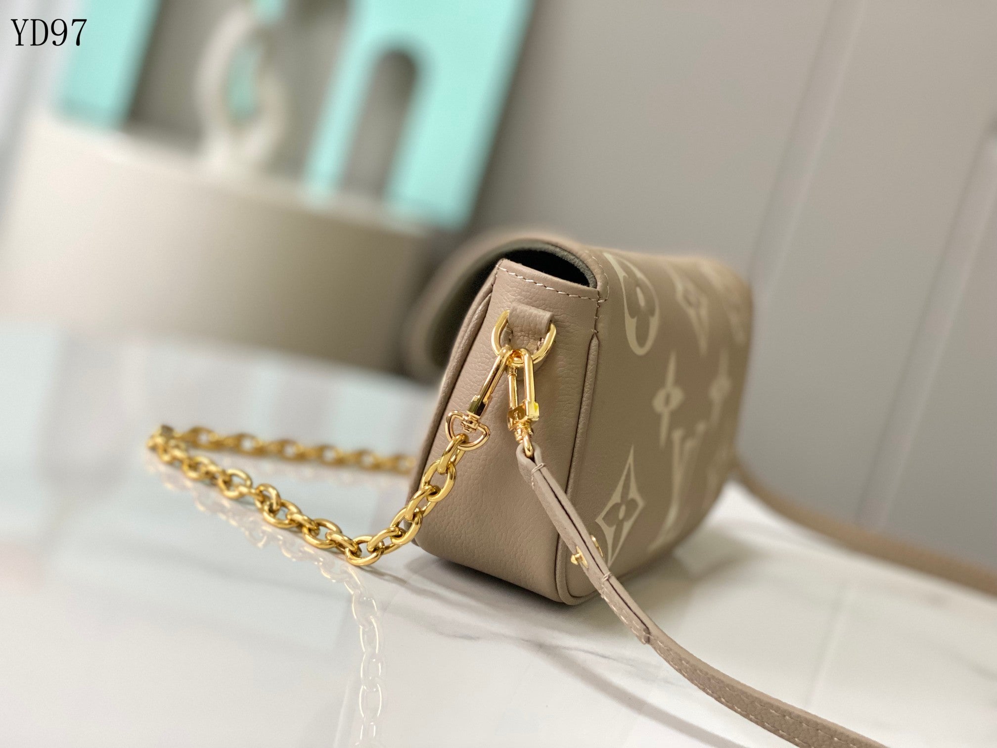 Wallet on Chain Ivy Bag