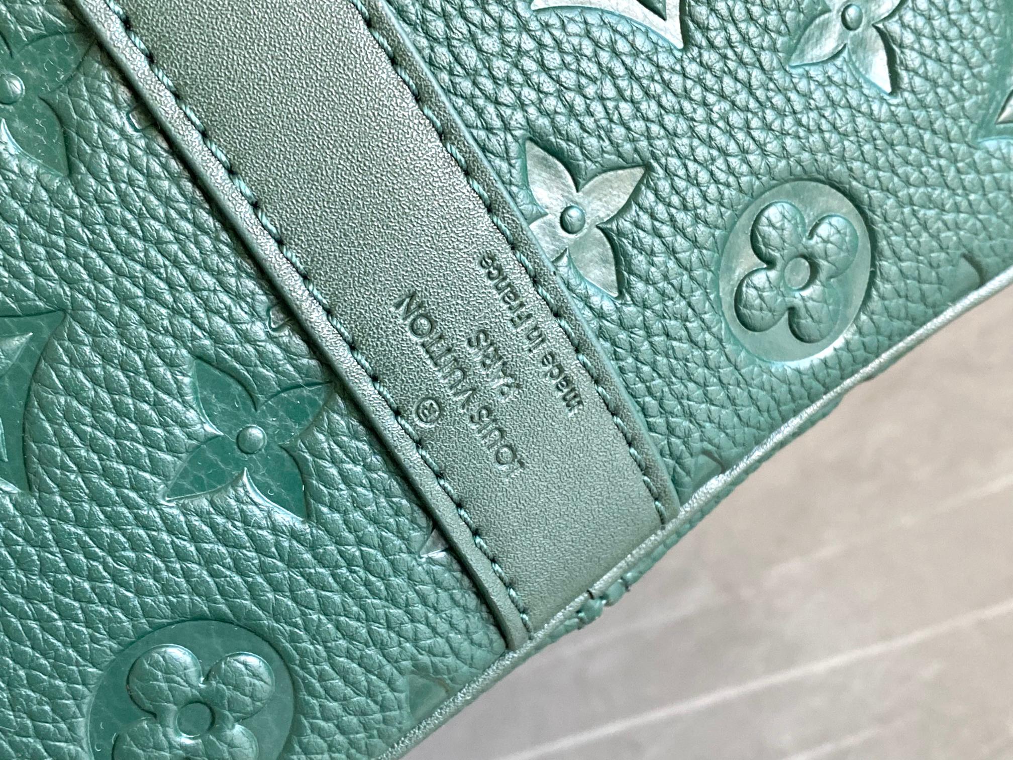 Keepall Bandoulière 50 – Taurillon Monogram Leather