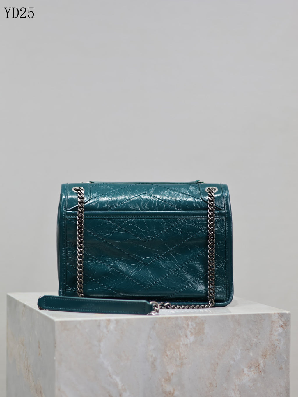 Niki Medium Patent Leather Shoulder Bag