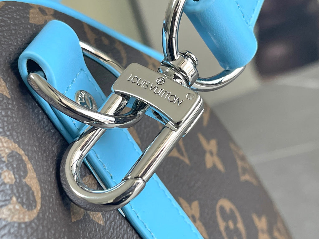 Keepall Bandoulière 50 – Monogram Canvas with Sky Blue Leather Trim