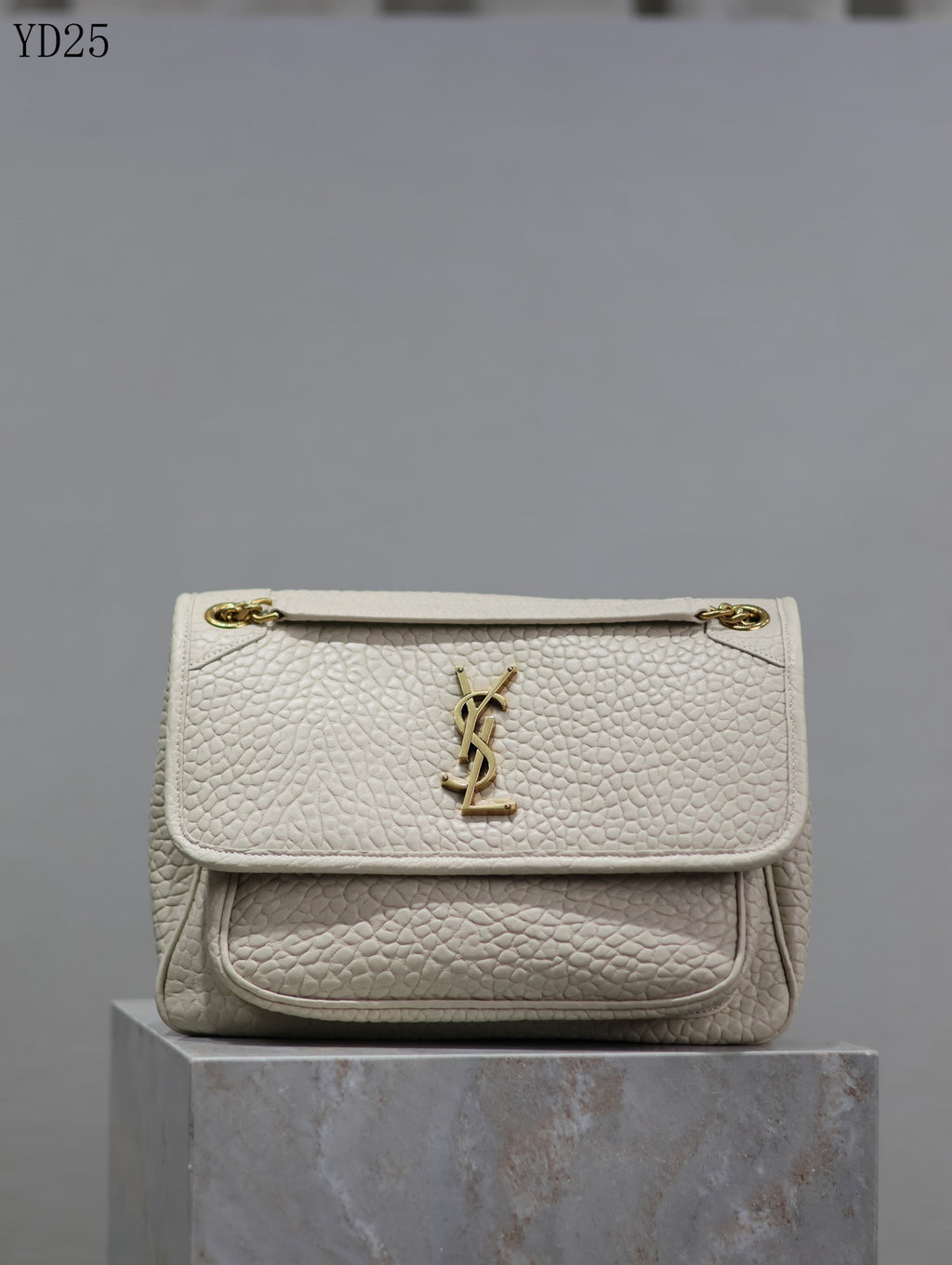 Niki Medium Shoulder Bag