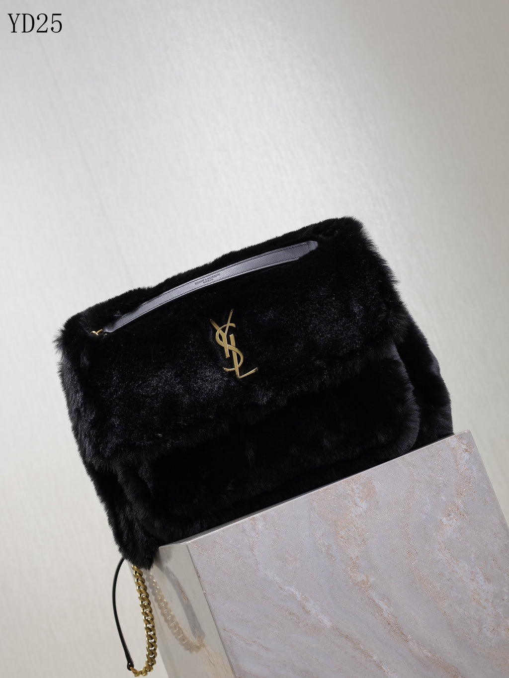 Niki Medium in Shearling Bag