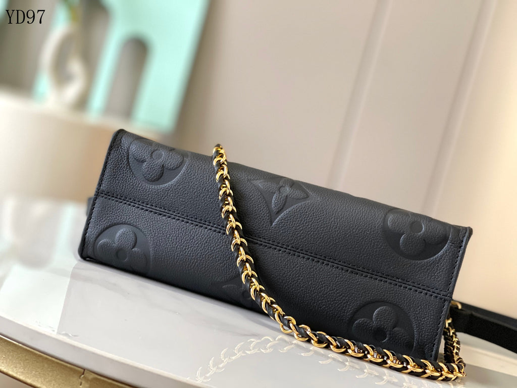 OnTheGo East West Bag