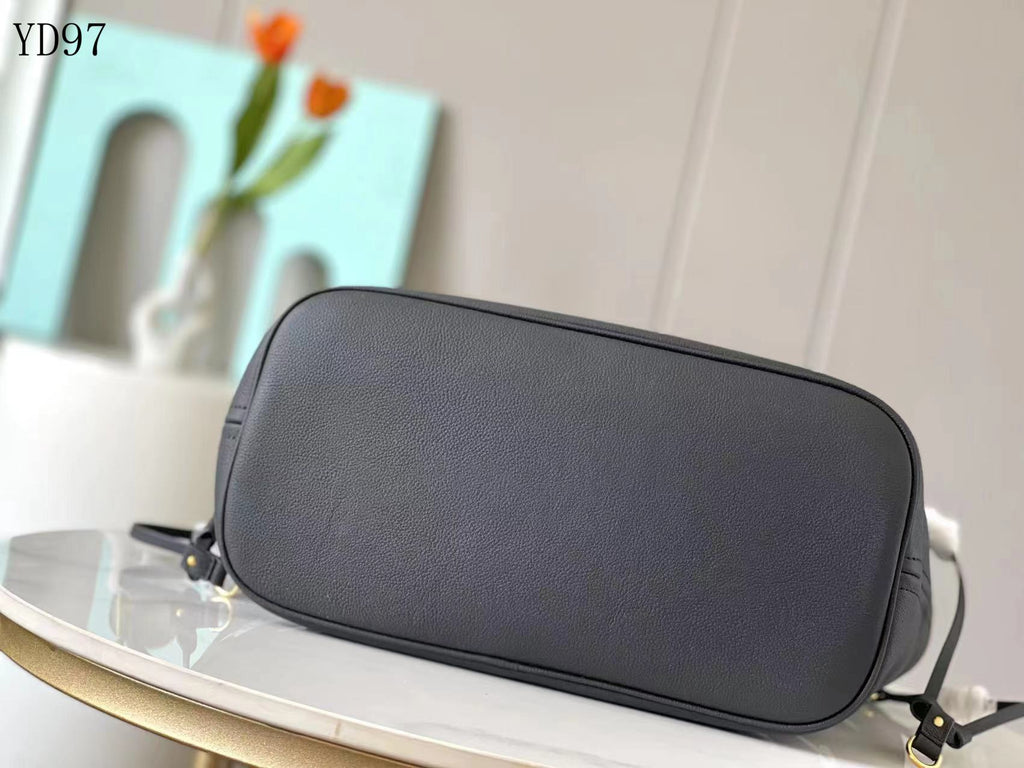 Monogram Neverfull Tote Bag