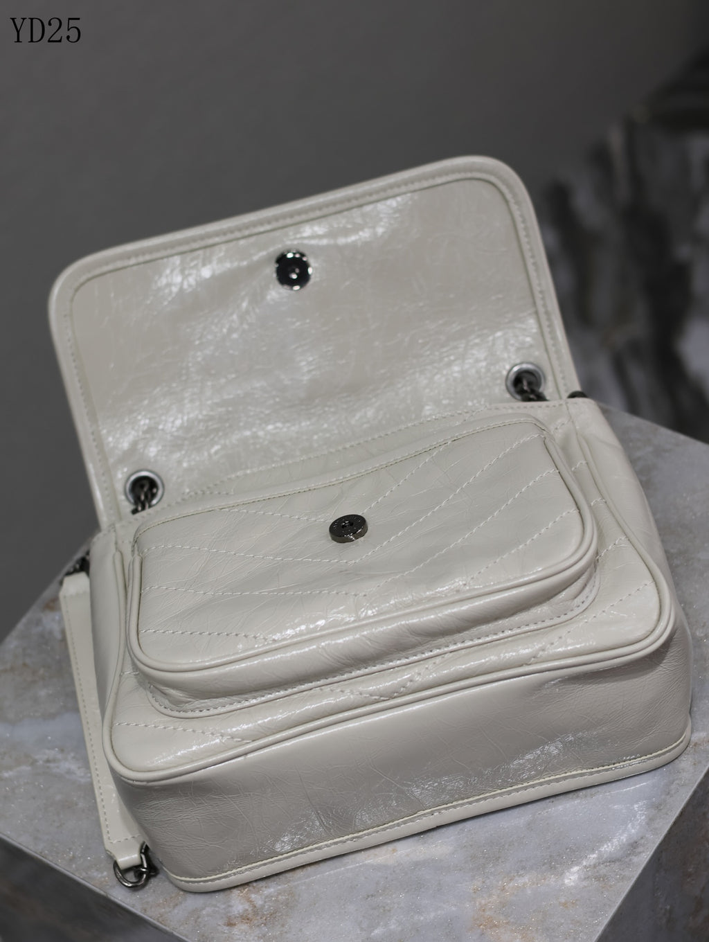 Niki Medium Patent Leather Shoulder Bag