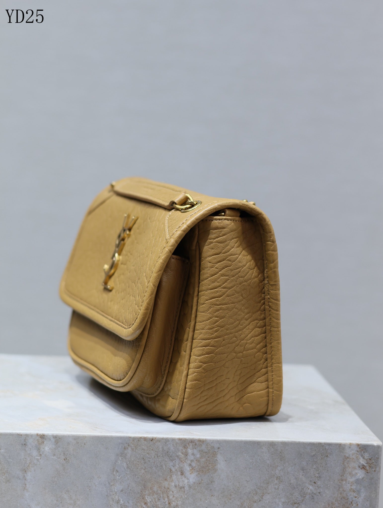 Niki Medium Grained Leather Bag