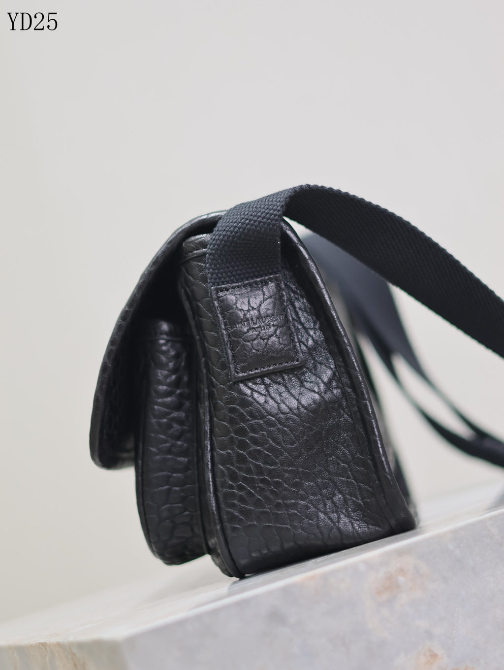 Niki Grained Leather Bag