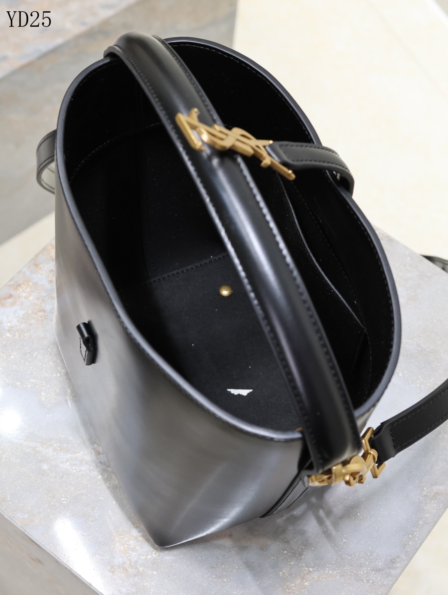 Le 37 Small Bucket Bag