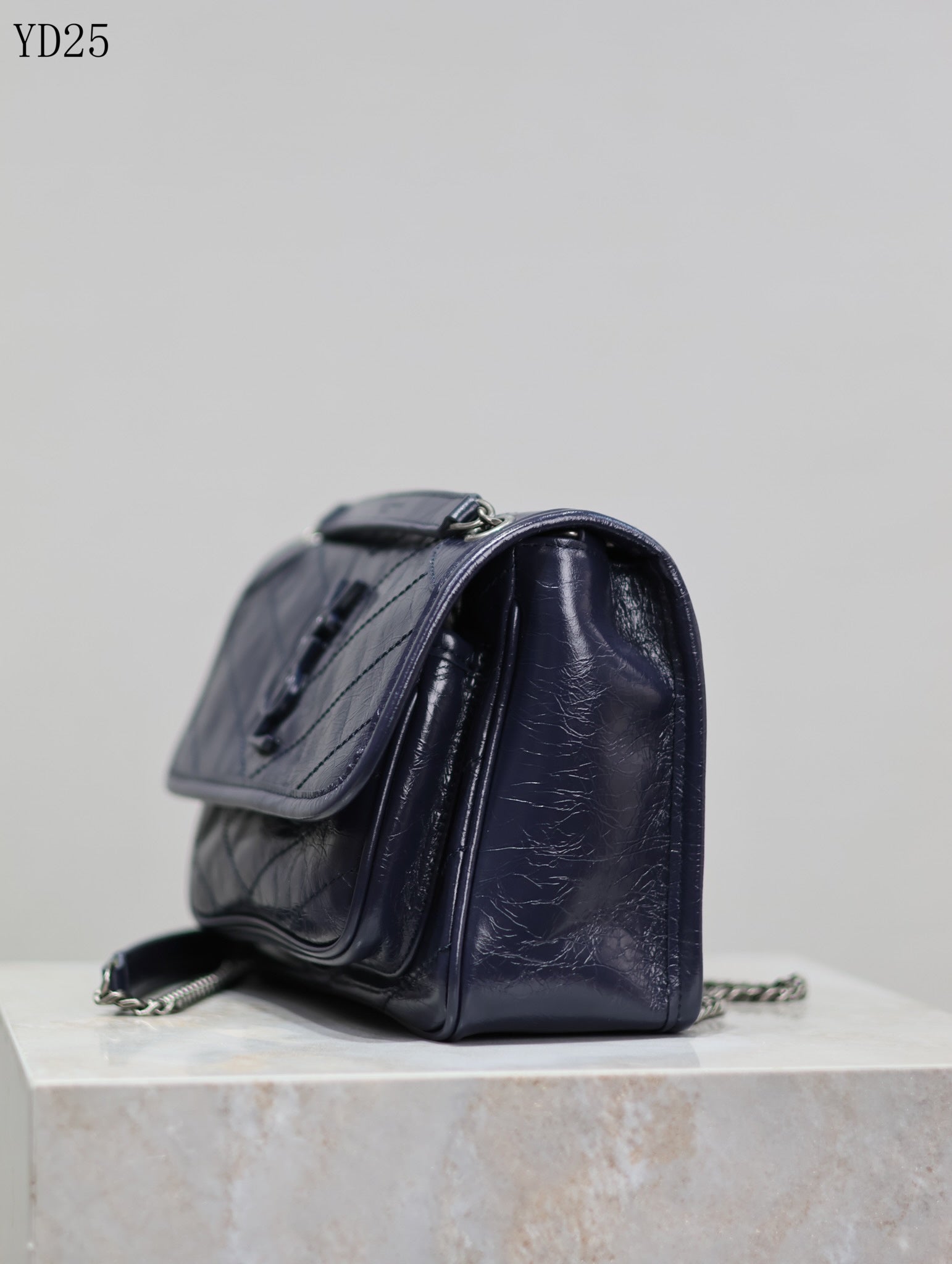 Niki Medium Patent Leather Shoulder Bag