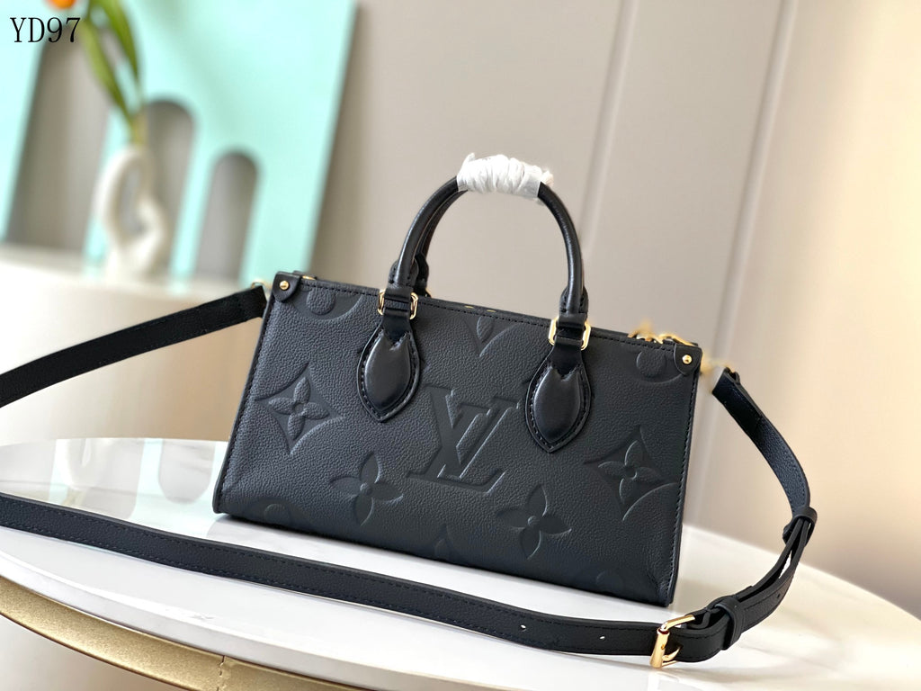 OnTheGo East West Bag