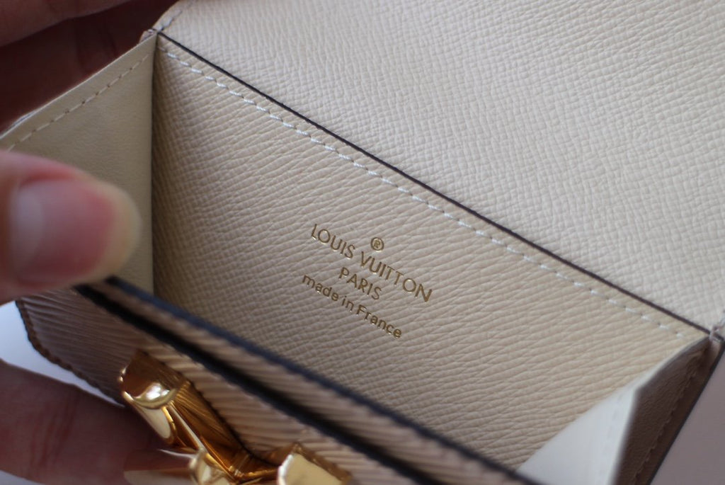 Epi Leather Twist Wallet