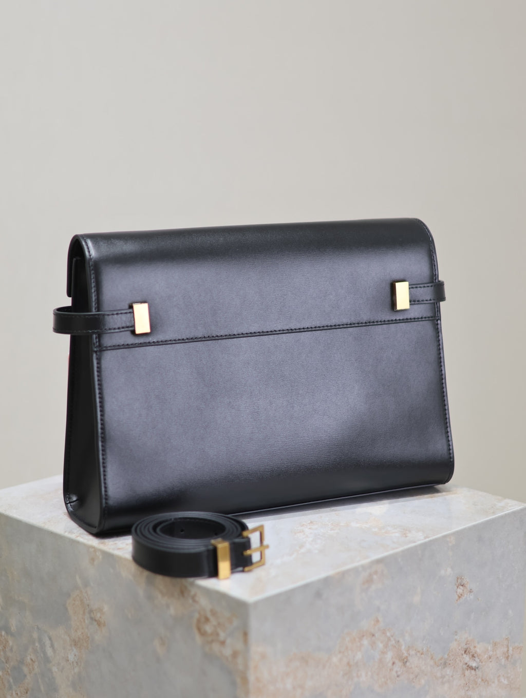 Crocodile-Embossed Leather Chain Bag