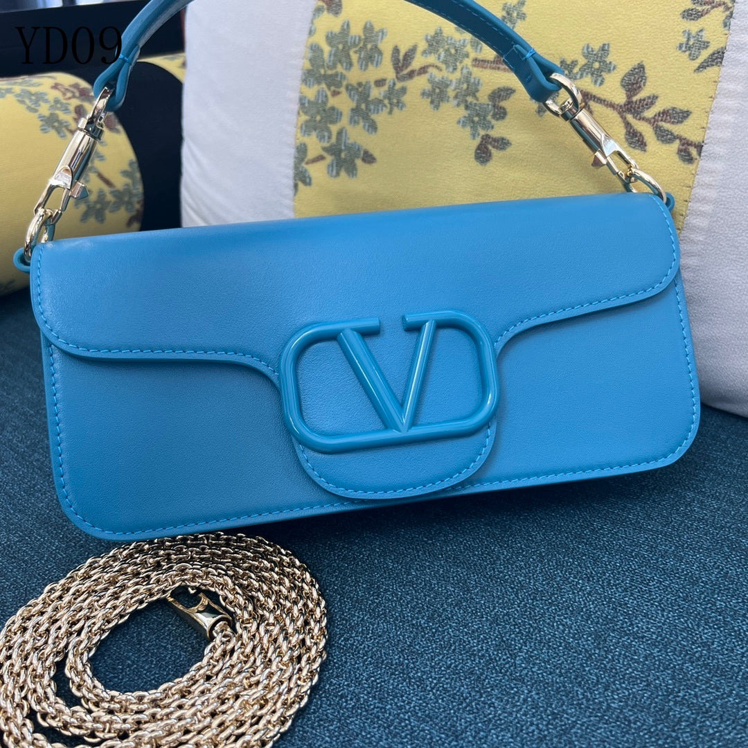 Garavani VLogo Signature Bag