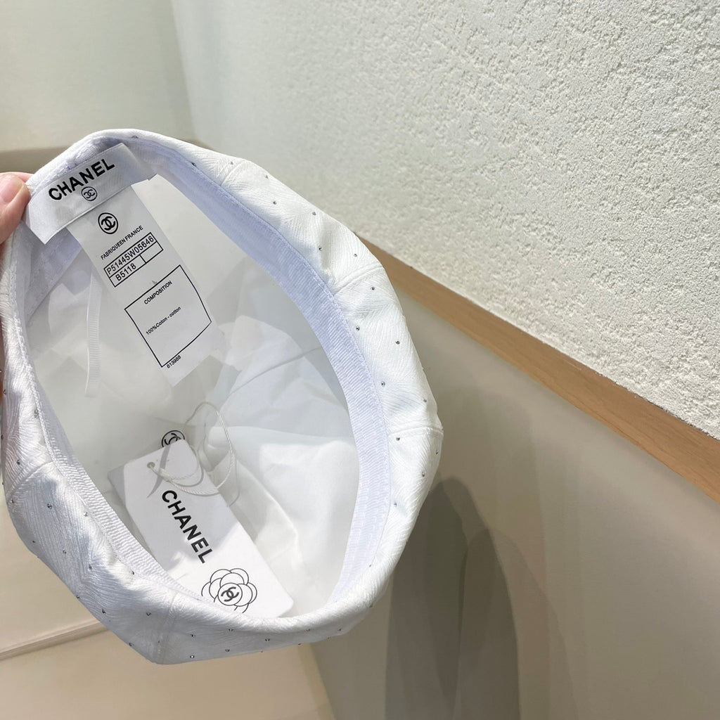 Embellished Tweed Baker Boy Cap with Iconic Logo Patch