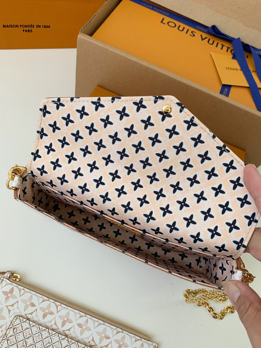 Pochette Felicie Handbags