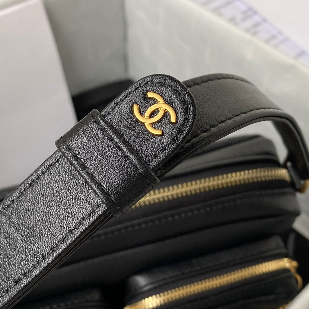 Quilted Dual-Pocket Crossbody Bag