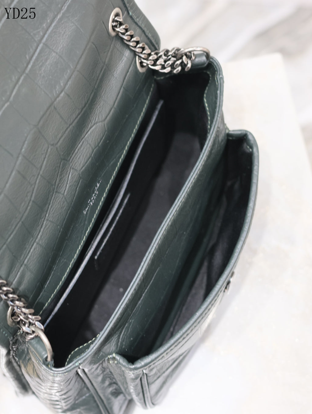 Niki Medium Patent Leather Shoulder Bag